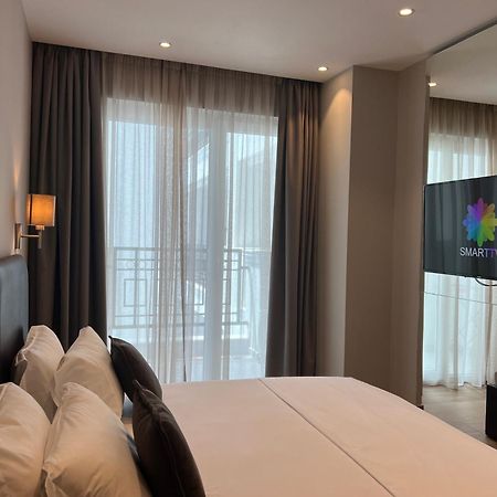 Coastline Luxury Apart Hotel 골렘 외부 사진
