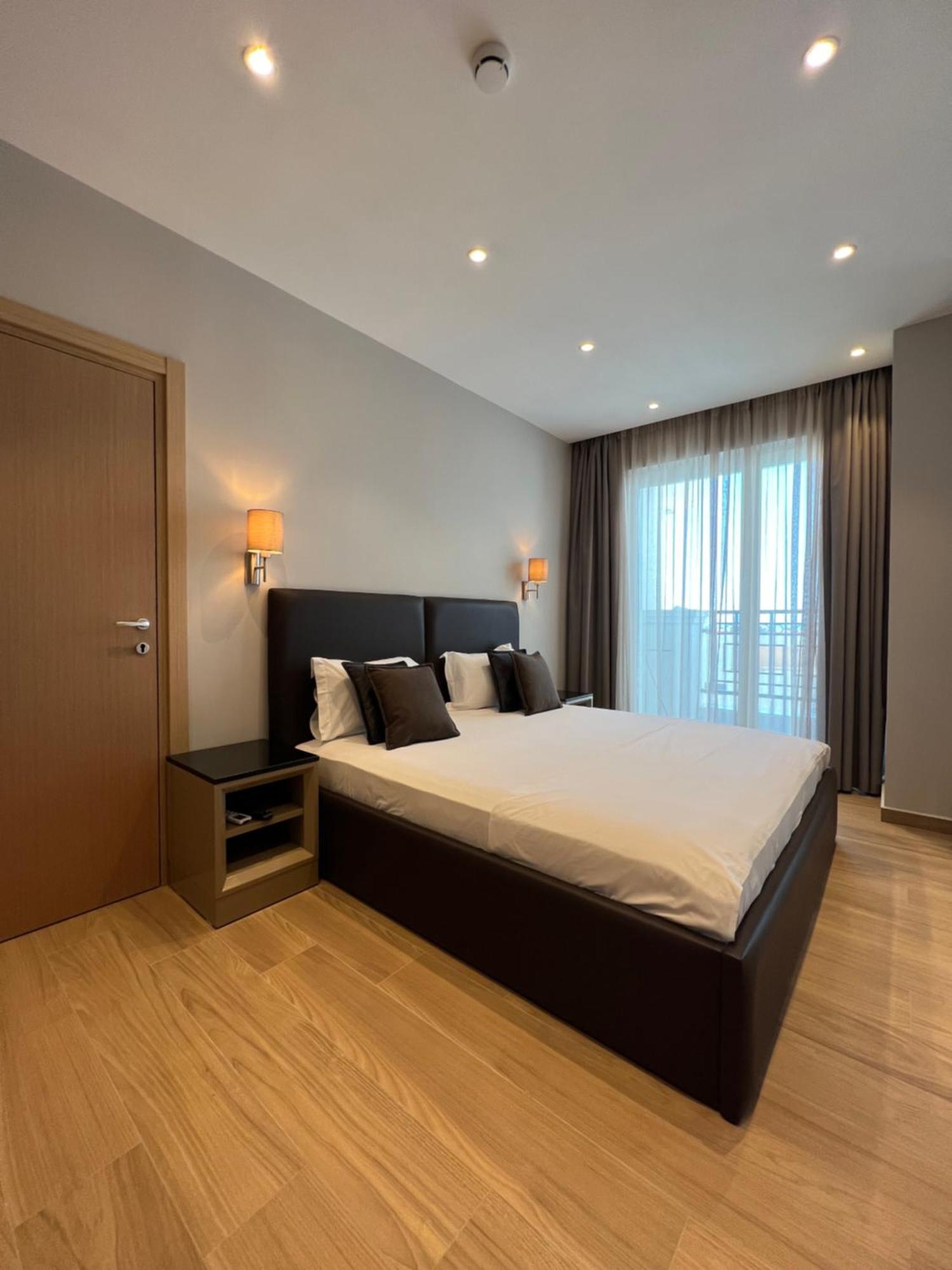 Coastline Luxury Apart Hotel 골렘 외부 사진
