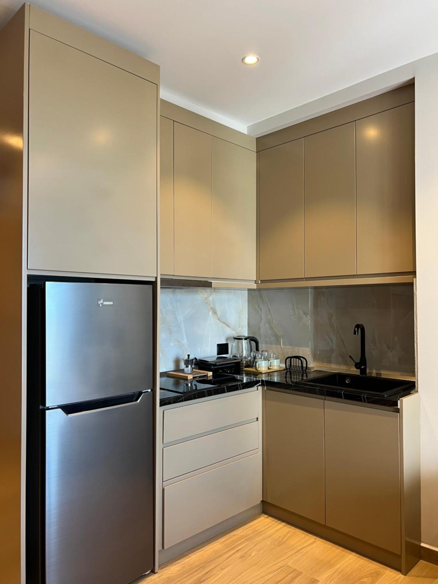 Coastline Luxury Apart Hotel 골렘 외부 사진